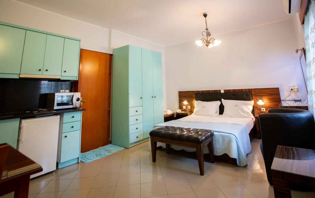 Irida Beach Resort Suites 키파리씨아 외부 사진