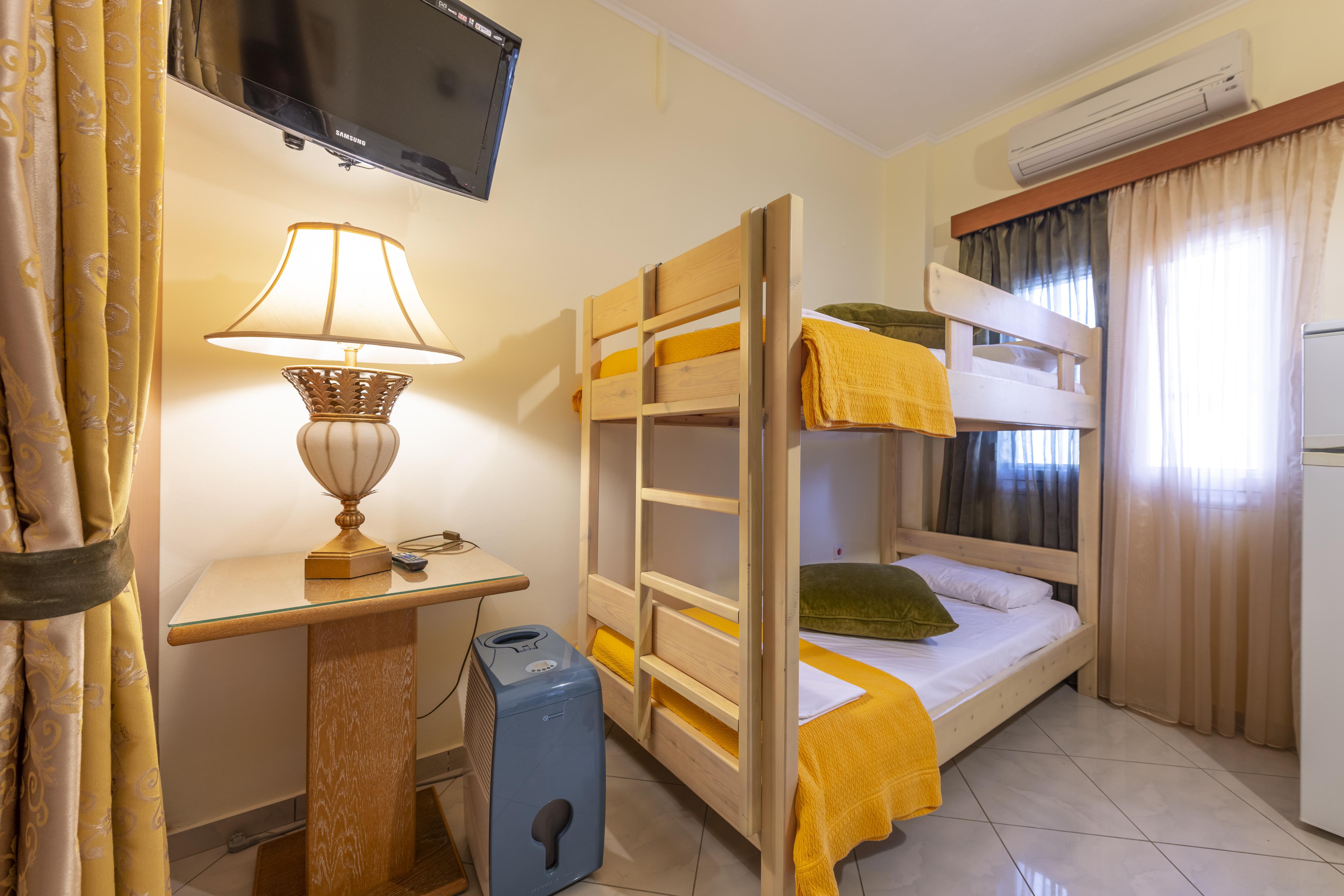 Irida Beach Resort Suites 키파리씨아 외부 사진