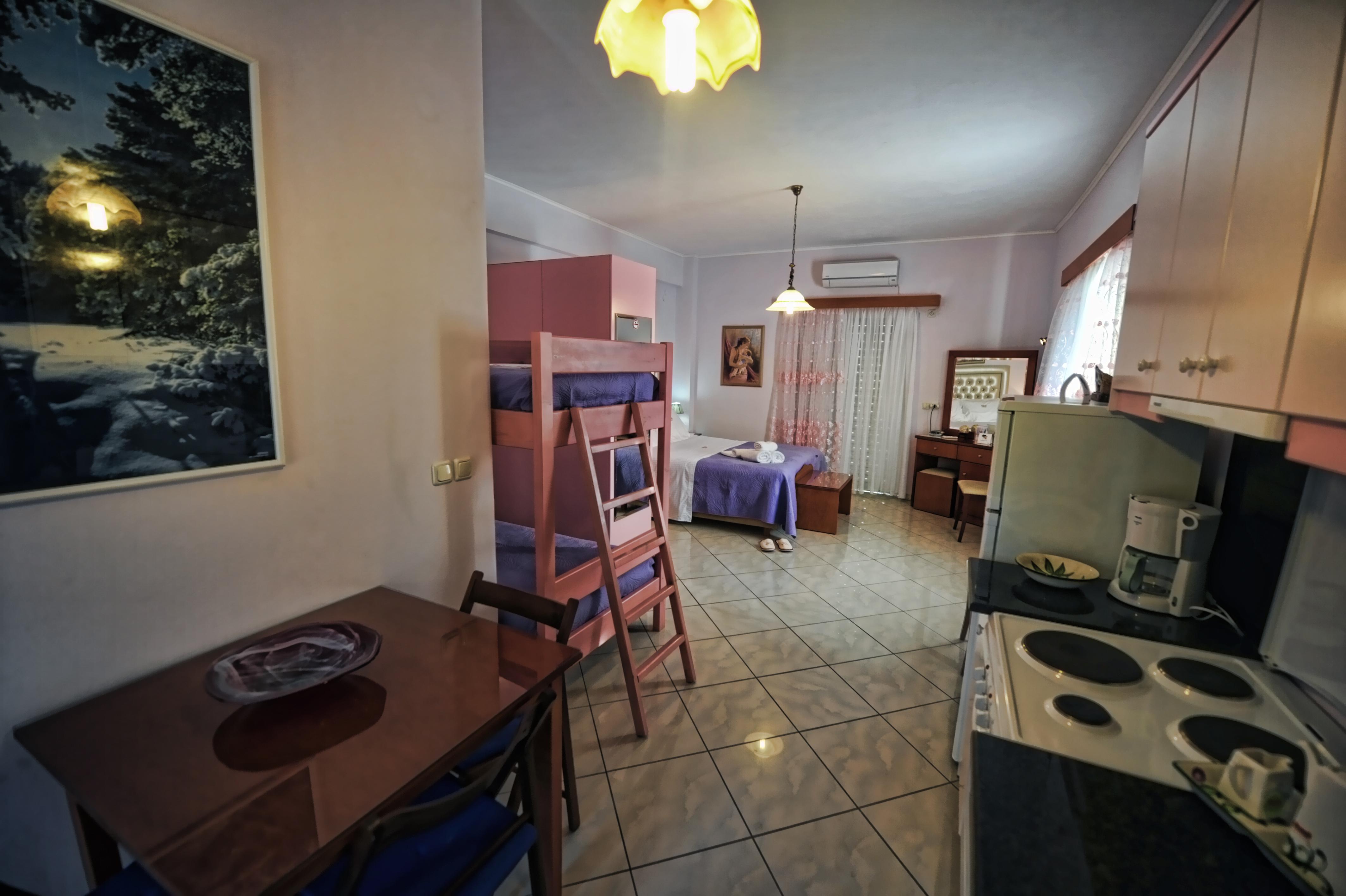 Irida Beach Resort Suites 키파리씨아 외부 사진