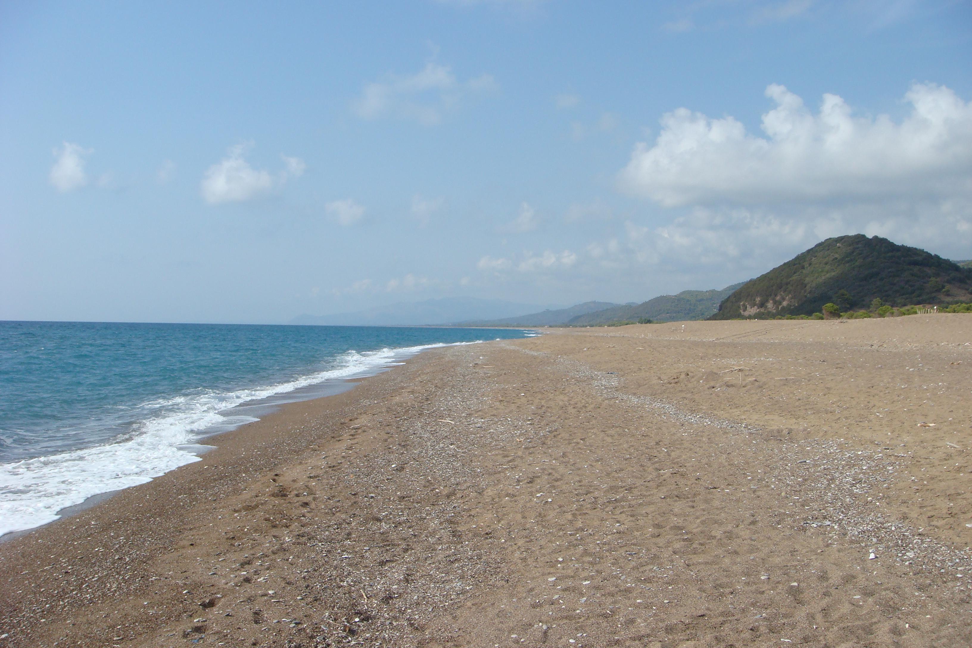 Irida Beach Resort Suites 키파리씨아 외부 사진