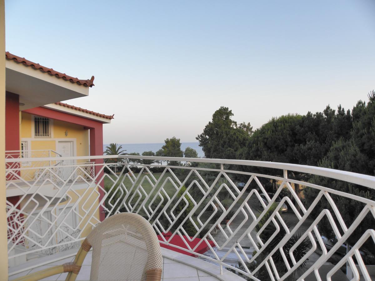 Irida Beach Resort Suites 키파리씨아 외부 사진