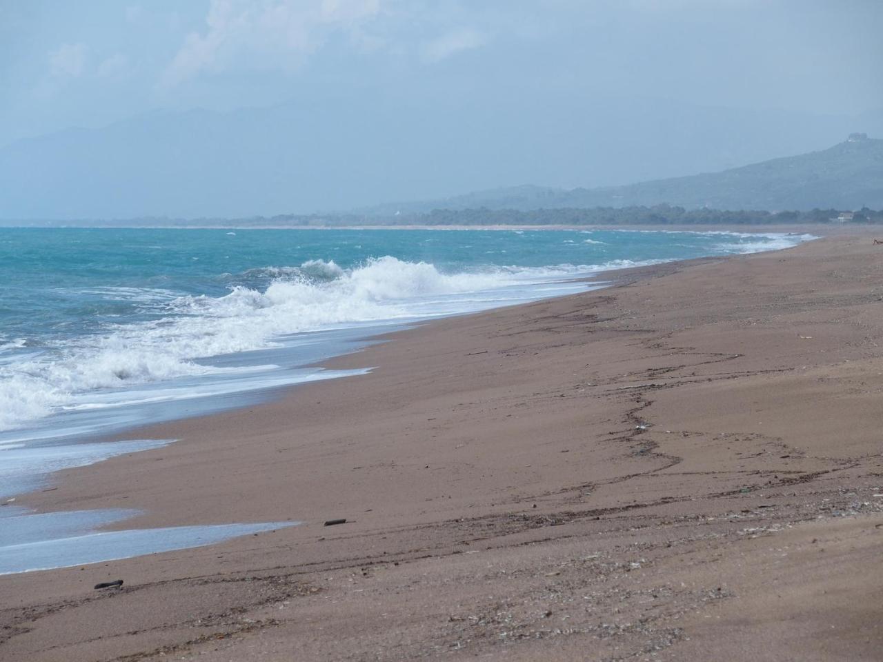 Irida Beach Resort Suites 키파리씨아 외부 사진